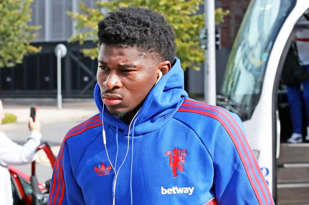 Góc Nhìn AX88: Man United công bố danh sách đấu Fulham, Sesko có nguy cơ nghỉ vì chấn thương! Baleba lần đầu được triệu tậ